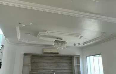 Imagem: A casa em condomínio possui 4 Dormitórios, 4 Banheiros, 4