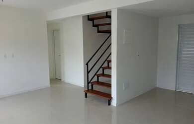 Imagem 10: Casa com 4 Quartos à Venda, 120 m² por R$ 890.000 - Itaipu - Niterói/RJ