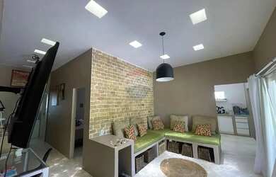 Imagem: A casa possui 5 Dormitórios, 3 Banheiros, 5 Vagas na garagem