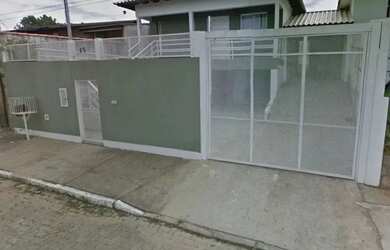 Imagem: A casa possui 3 Dormitórios, 3 Banheiros, 3 Vagas na garagem