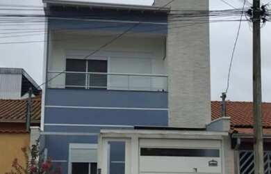 Imagem: A casa possui 5 Dormitórios, 2 Banheiros, 1 Vaga na garagem