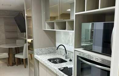 Imagem: O apartamento possui 1 Dormitório, 1 Banheiro, 1 Vaga na garagem