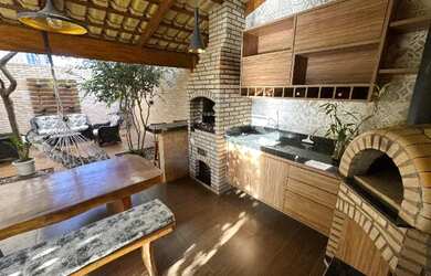 Imagem: O apartamento possui 3 Dormitórios, 3 Banheiros, 2 Vagas na