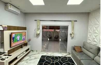 Imagem: A casa possui 3 Dormitórios, 2 Banheiros, 174m² de Área e