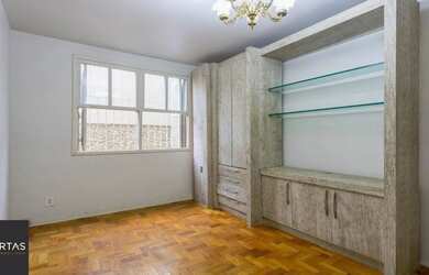 Imagem: O apartamento possui 3 Dormitórios, 2 Banheiros, 1 Vaga na