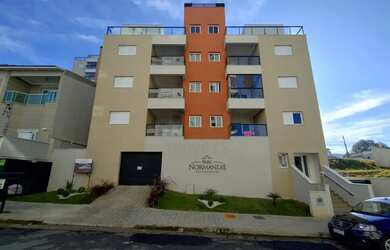 Imagem: O apartamento possui 3 Dormitórios, 1 Banheiro, 3 Vagas na