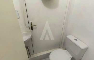 Imagem 13: Sala de loja Composta por 01 sala, mezanino e 02 lavabos sendo 01 para...