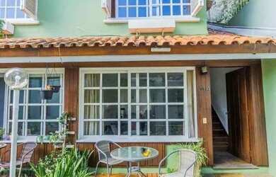 Imagem: A casa em condomínio possui 2 Dormitórios, 2 Banheiros, 1