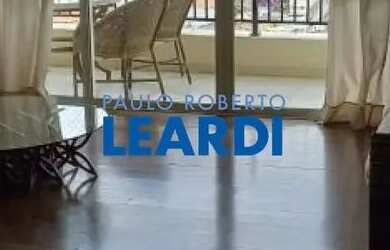 Imagem: O apartamento possui 2 Dormitórios, 2 Banheiros, 2 Vagas na