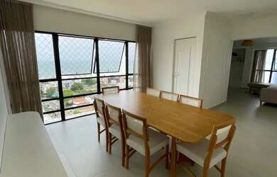 Imagem: O apartamento possui 5 Dormitórios, 5 Banheiros, 2 Vagas na