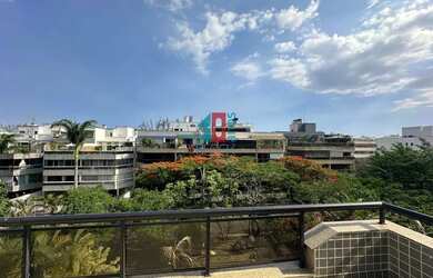 Imagem: O apartamento na cobertura à venda possui 4 Dormitórios, 5