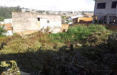 Imagem: O terreno possui 400m² de Área e Imóvel novo e está localizado