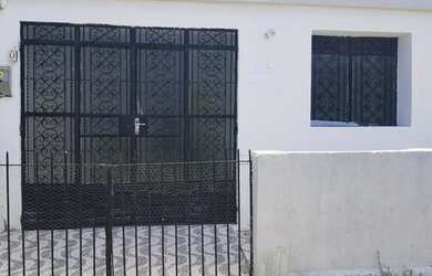 Imagem: A casa possui 3 Dormitórios e 80m² de Área e está localizado