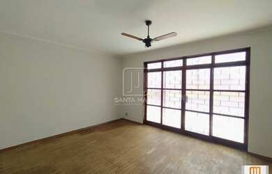 Imagem: O depósito à venda possui 4 Vagas na garagem e 207m² de Área