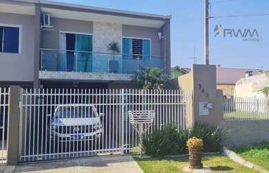 Imagem: A casa possui 3 Dormitórios, 3 Banheiros, 3 Vagas na garagem