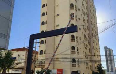 Imagem: O apartamento possui 3 Dormitórios, 4 Banheiros, 1 Vaga na