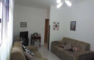 Imagem 2: Apartamento 1º andar, Sala, 2 dormitórios,1 wc Social, Coz. A. de Serv. uma Vaga de Garage