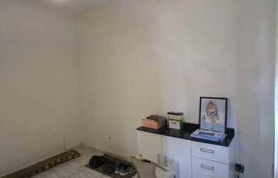 Imagem 12: Apartamento 1º andar, Sala, 2 dormitórios,1 wc Social, Coz. A. de Serv. uma Vaga de Garage