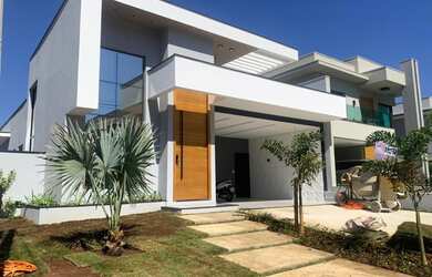 Imagem: A casa em condomínio possui 3 Dormitórios, 5 Banheiros, 4