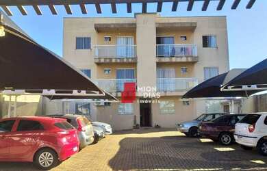 Imagem: O apartamento possui 2 Dormitórios, 1 Banheiro, 1 Vaga na garagem