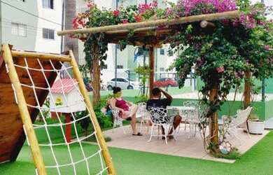 Imagem: O apartamento possui 2 Dormitórios, 1 Banheiro, 1 Vaga na garagem