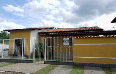 Imagem 2: Casa Resende. Varanda, 375m² de Área, 3 Vagas na garageme3 Dormitórios