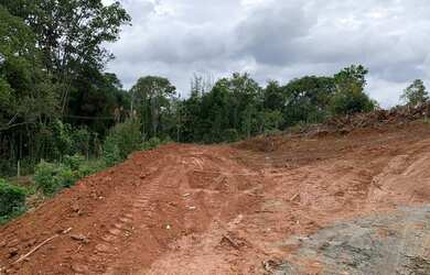 Imagem 10: Terreno com acesso. Piscinae600m² de Área