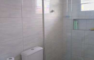 Imagem 8: Três Casas para Renda em Boa Localização no Jardim Zaira em Mauá/SP...