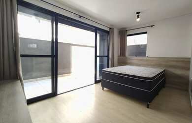 Imagem: O apartamento possui 1 Banheiro, Imóvel mobiliado, Churrasqueira