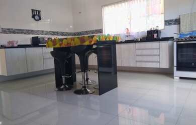 Imagem 13: Linda Mansão 4Q com Quintal 360 m² em Condomínio de Alto Padrão