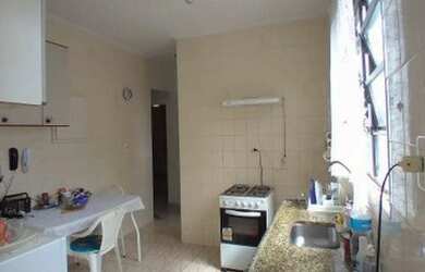 Imagem 14: Apartamento 1º andar, Sala, 2 dormitórios,1 wc Social, Coz. A. de Serv. uma Vaga de Garage