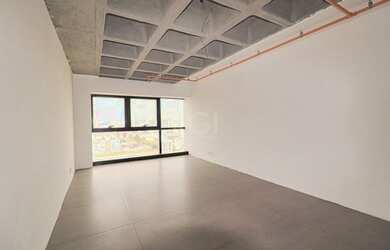 Imagem: O depósito possui 33m² de Área e está localizado em Praia