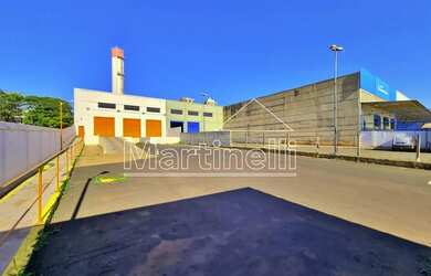 Imagem: O depósito possui 5 Vagas na garagem, 700m² de Área e está