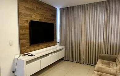 Imagem: O apartamento possui 3 Dormitórios, 1 Banheiro, 2 Vagas na