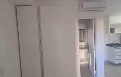 Imagem: O apartamento possui 1 Dormitório, 1 Banheiro, 1 Vaga na garagem