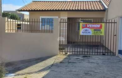 Imagem: A casa possui 2 Dormitórios, 1 Banheiro, 1 Vaga na garagem