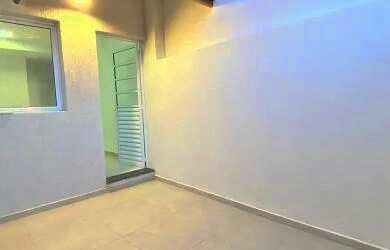 Imagem: A casa possui 2 Dormitórios, 3 Banheiros, 1 Vaga na garagem