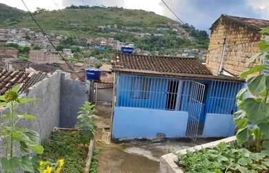 Imagem 6: Vende-se 2 casas. Varanda, 1 Banheiroe2 Dormitórios