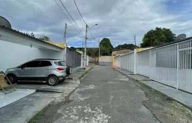 Imagem: A casa em condomínio possui 2 Dormitórios, 2 Banheiros, 3
