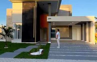 Imagem: A casa em condomínio possui 3 Dormitórios, 3 Banheiros, 4