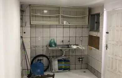 Imagem: A kitnet possui 1 Banheiro e está localizado em Recreio Dos