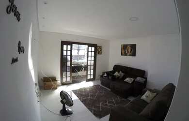 Imagem: A casa possui 2 Dormitórios, 2 Banheiros, 80m² de Área e