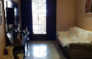 Imagem: A casa possui 5 Dormitórios, 5 Banheiros, 1 Vaga na garagem