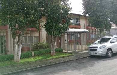 Imagem: O apartamento possui 3 Dormitórios, 1 Banheiro, 1 Vaga na garagem