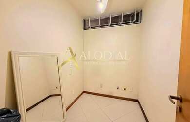 Imagem 4: Apartamento com 2 dormitórios à venda, 79 m² por RS 800.000,00 - Copacabana - Rio de Janei