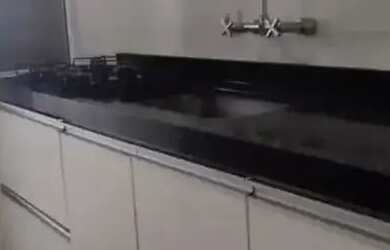 Imagem 6: Apartamento à Venda em Maringá com 2 Quartos, Suíte e Sacada no Novo...