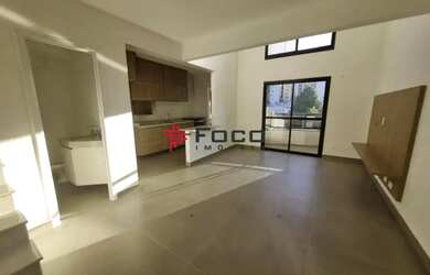 Imagem: O apartamento na cobertura possui 1 Dormitório, 2 Banheiros