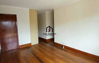 Imagem 12: Sobrado com 4 suítes no Condomínio Colonial Village em Pindamonhangaba