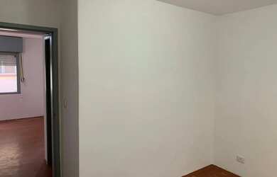 Imagem 10: 01 dormitório, na João Alfredo, Cidade Baixa, com 36 m2, 01 lance de escada