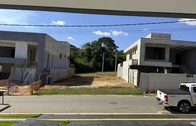 Imagem: O terreno possui 300m² de Área e está localizado em Jardins